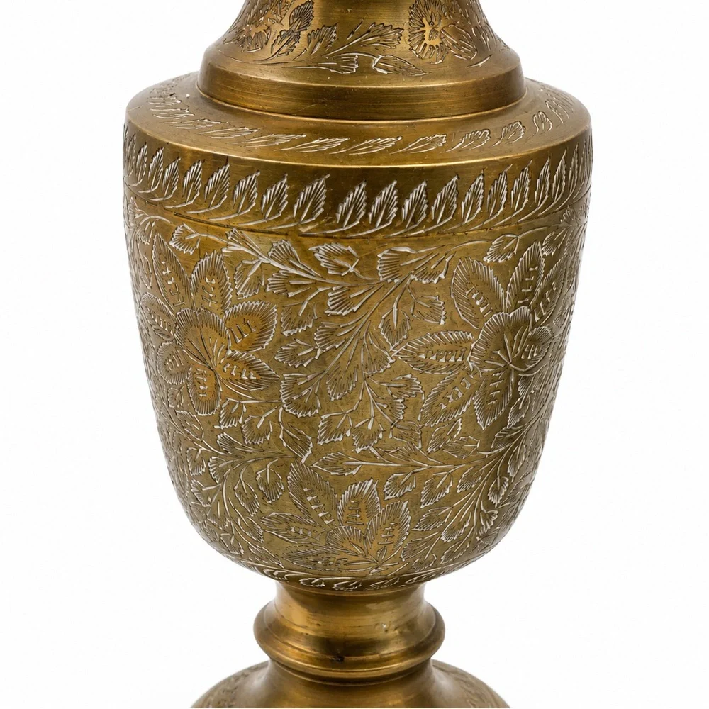 Vintage Brass Etched Floral Vase Pair Indian Engraved Boho Hollywood Regency - Picture 2 of 8